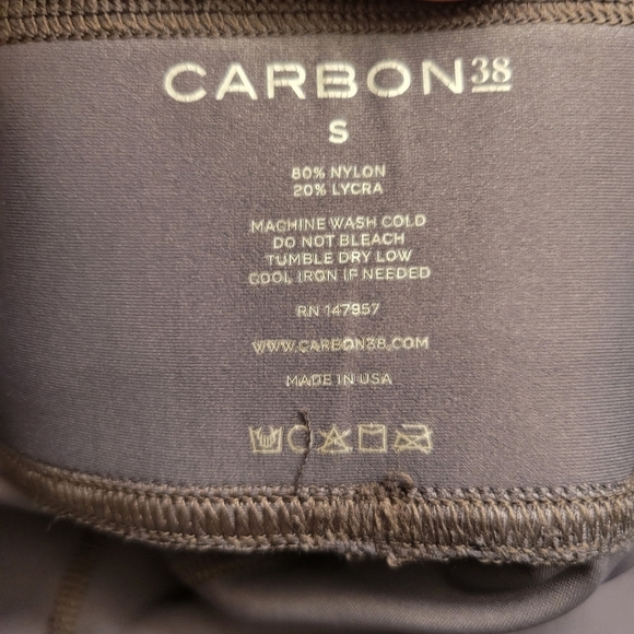 CARBON38 High Rise Biker cycling mid thigh Short in shiny glossy purple  small - Picture 6 of 6